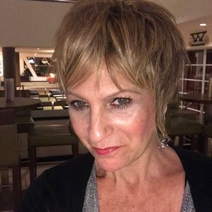 Meet your Posher, Janine